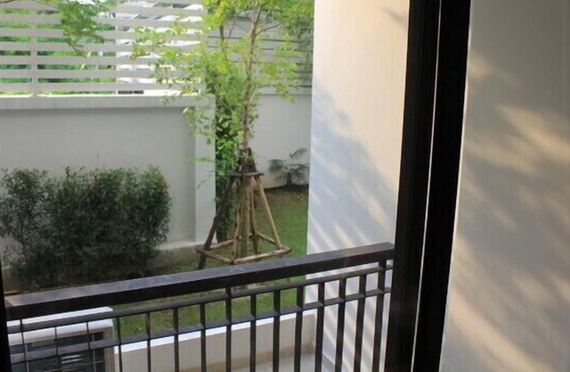 Deluxe Furnished Cozy Studio
