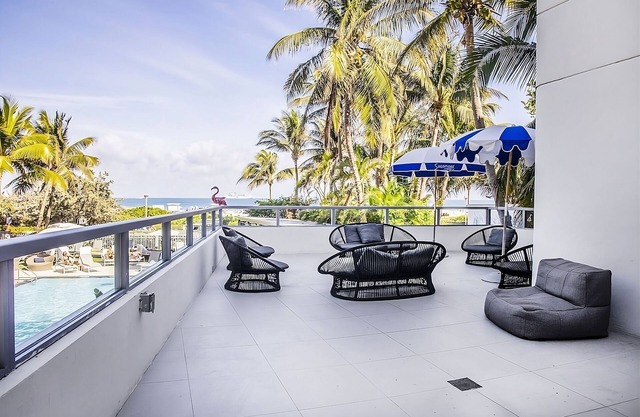 Deluxe Garden View King Balcony at The Sagamore Hotel South Beach!