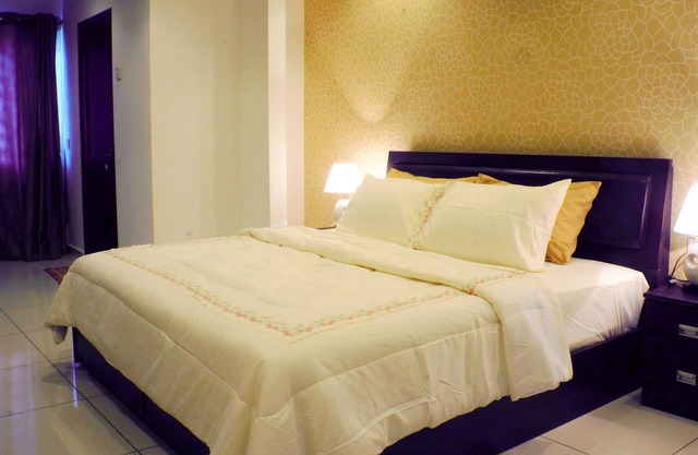 Deluxe Junior With Attached Bathroom