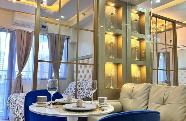 Deluxe Suit Room