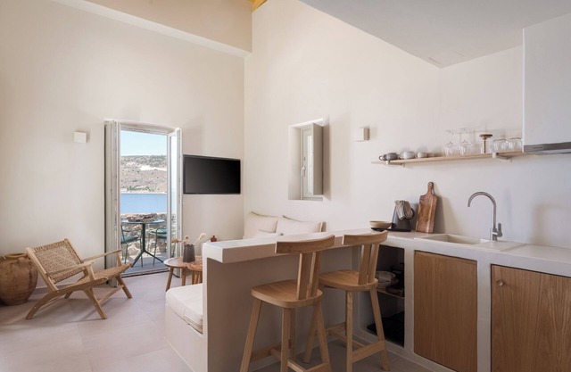 Deluxe Superior Duplex Suite By Yerma Suites Limeni