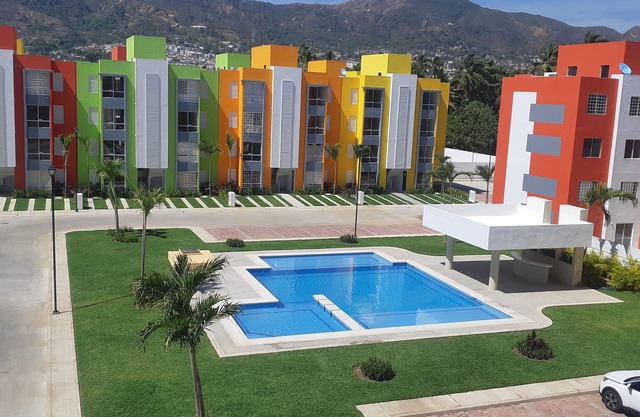 Departamento nuevo con alberca a 10 min de la playa