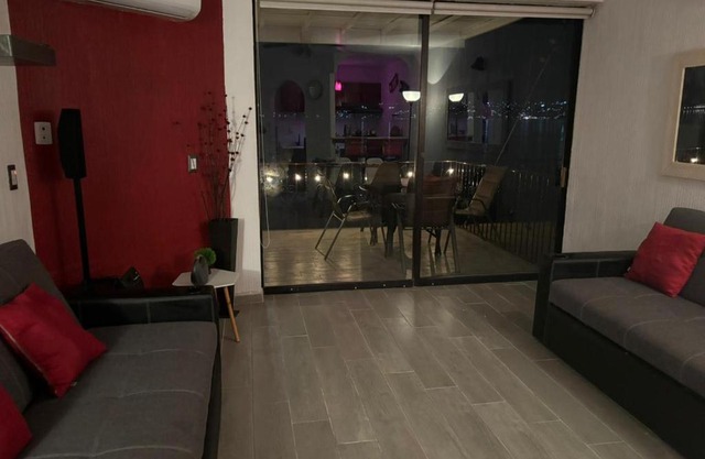 DEPARTAMENTO RENTA LAGO TEQUESQUITENGO