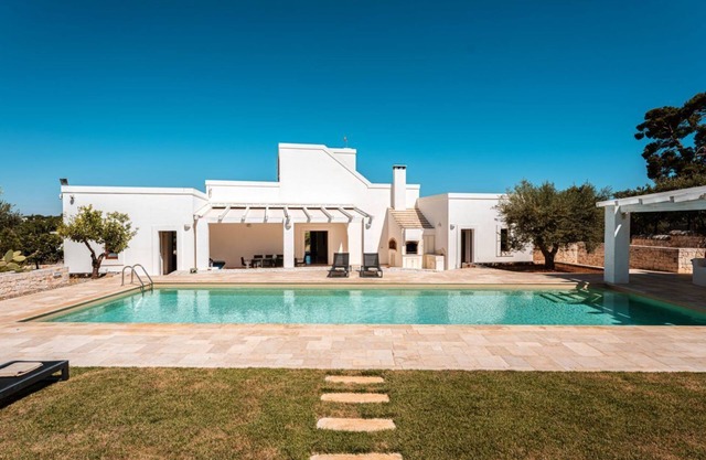 Dependance in Luxury Villas with salt pool for rent in Puglia