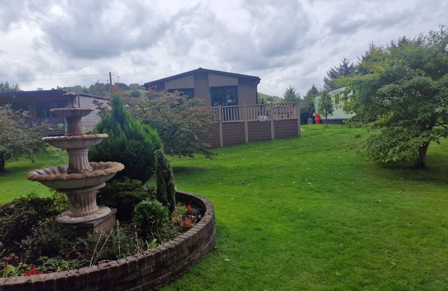 Derwen 2 Bedroom Luxury Lodge