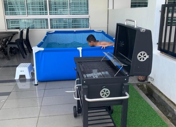 Desaru Vacation Home w Private Pool,BBQ,Karaoke,FREE WIFI,Netflix