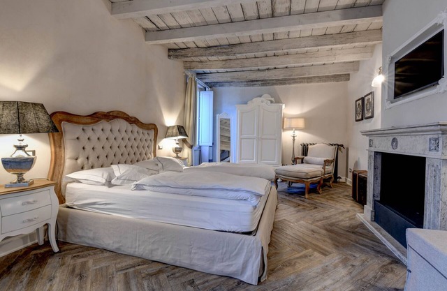 DesenzanoLoft: La Vite Luxury Appartment 2 CIN: IT017067C2HOLOZDF9