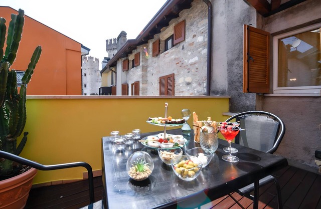 Desenzanoloft La Regina di Sirmione