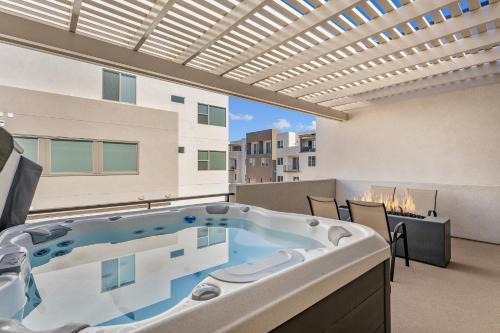 Desert Family Fun townhouse