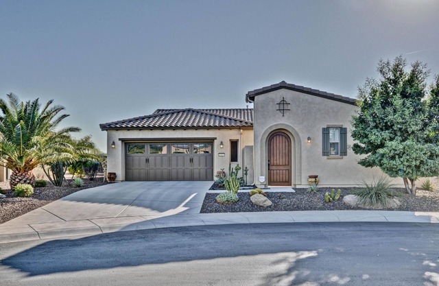 Desert House With Casita , Pool ,Hot Tube Located On The Trilogy Golf Course !