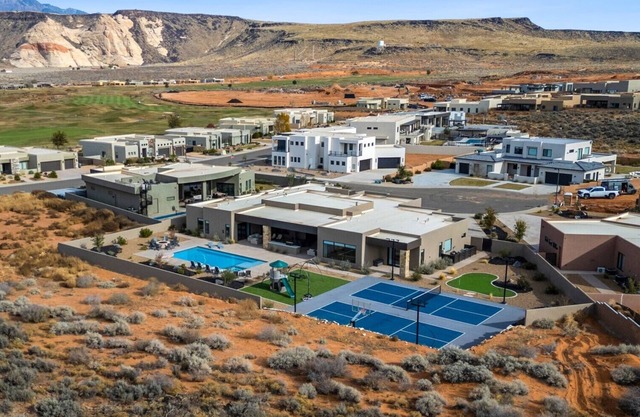 Desert Mirage at The Ledges with Private Pool & Hot Tub!