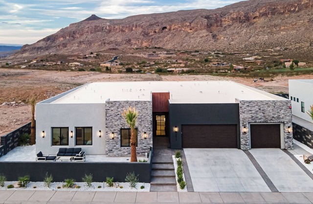 Desert Oasis Retreat Pool Hot Tub Golf Access