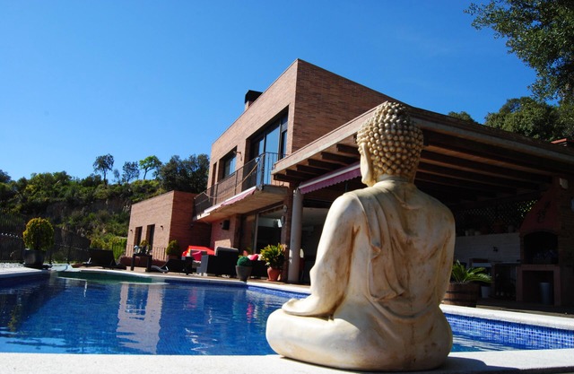 DESIGN HOUSE WITH POOL SPA DESIGN HOUSE WITH SPA POOL AND AMAZING VIEWS