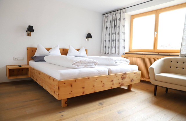 Design appartements der steinadler - The Golden Eagle