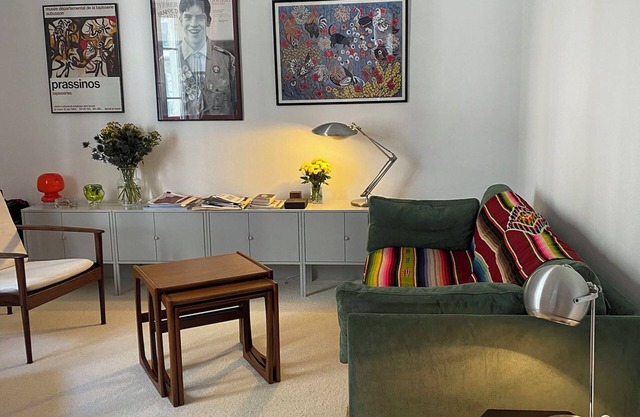 Designer apartment by the canaln