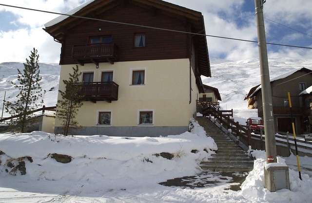 Designer Luxury Chalet Apartment in Livigno