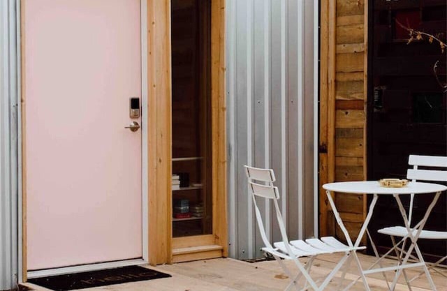 Designers Studio| Fire Pit | EV Charger | Private