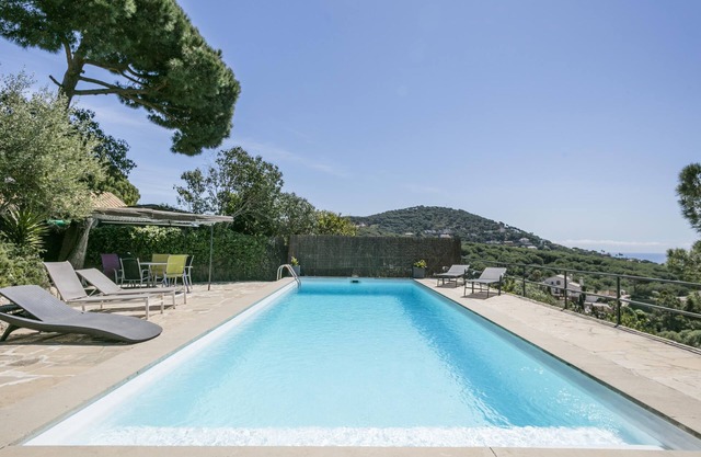 DESMAIS design house and breathtaking views
