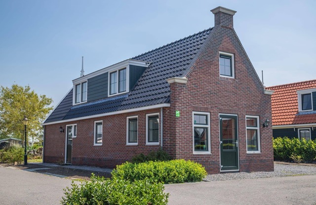 Detached bungalow with 3 bedrooms and a infrared sauna