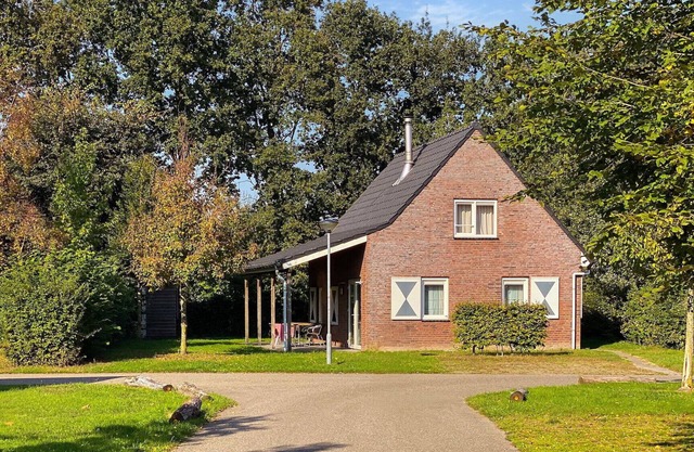 Detached bungalow for 6 persons