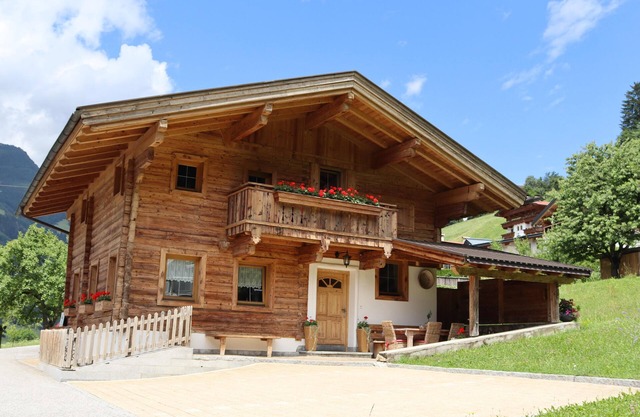 Detached chalet with sauna in Mayrhofen-Ramsau