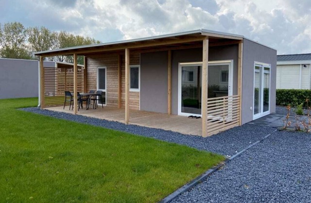 Detached chalet with 2 bedrooms and 1 bathroom