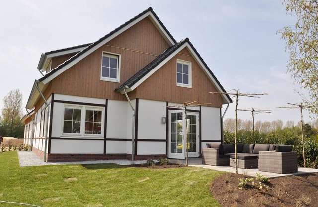 Detached family villa with 5 bedrooms and an infrared sauna