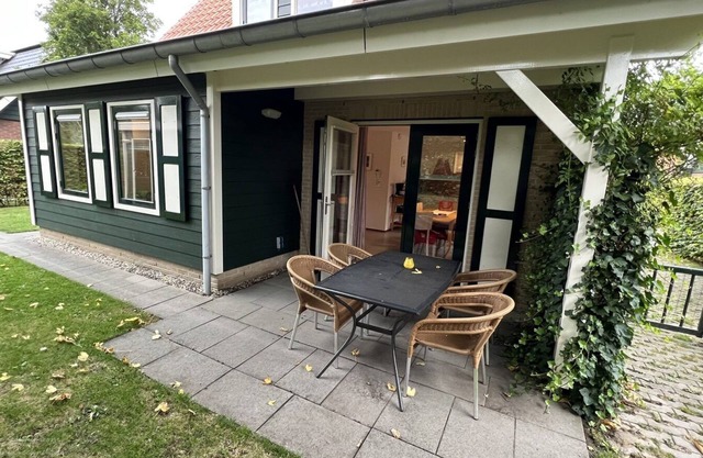 Detached holiday home for 6 persons in Zonnemaire