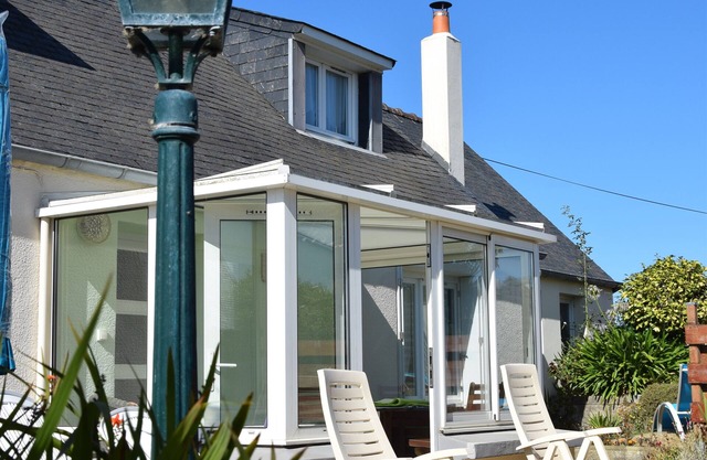 detached house with sea view and garden