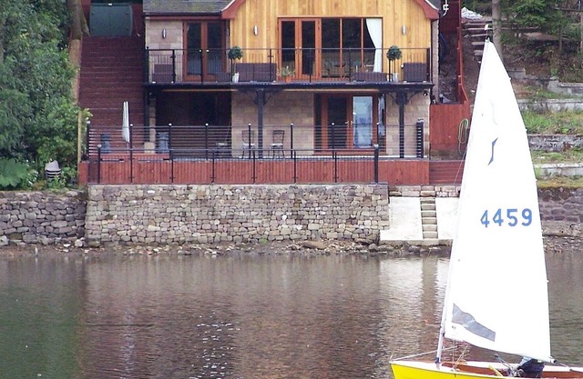 Detached House Directly on Rudyard Lake, Staffordshire Moorlands