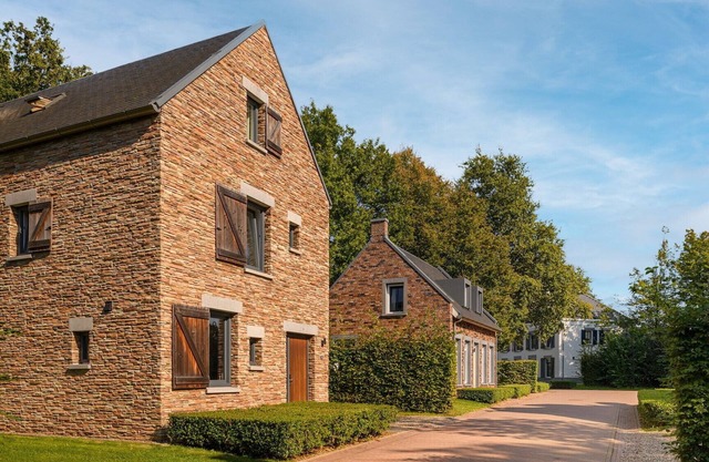 Detached house luxe - 5 bedrooms/2 bathrooms