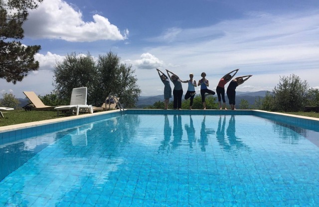 Detached house with park and pool overlooking the Tuscan-Emilian Apennines