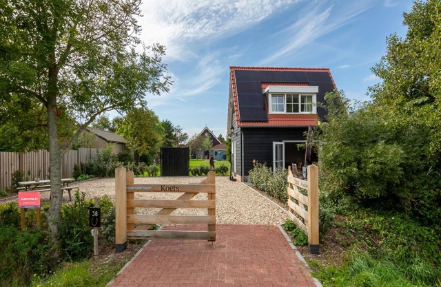 Detached Retreat in Zoutelande near Beaches