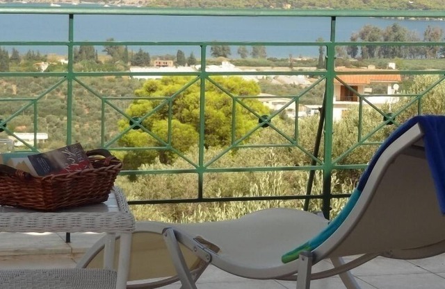 Detached Villa With Panoramic Views. 2 Mins Crossing To Poros Island