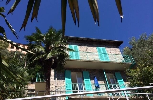 Detached village house with garden and views of the lake and mountains. Near the lake