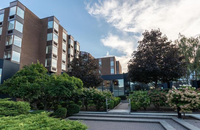 DEV Hotel and Conference Centre