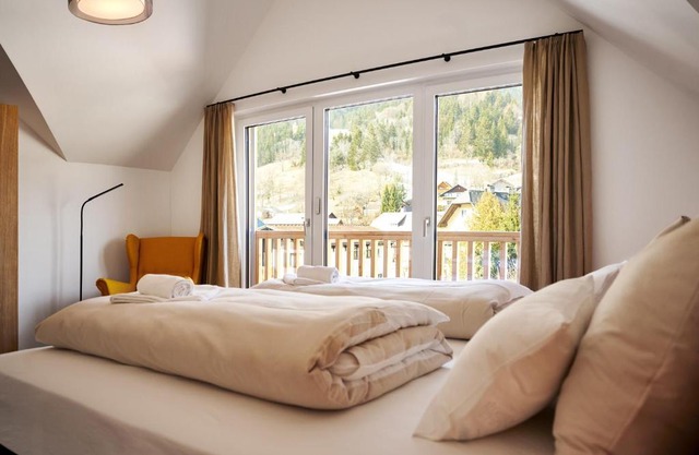 die Tauplitz Lodges - Alm Lodge A13 by AA Holiday Homes