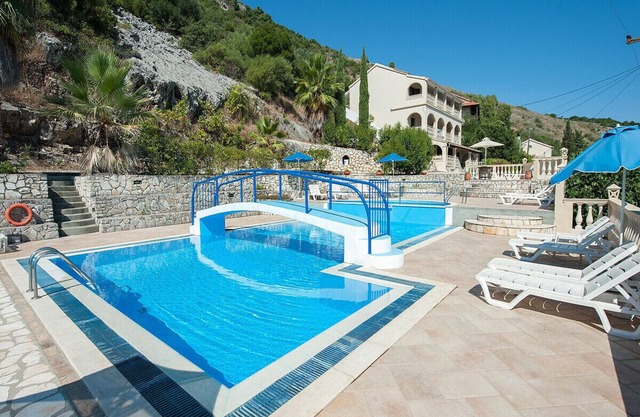 Dimitrios Apartments