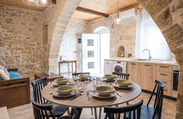 Dina's cottage, near balos and elafonisi