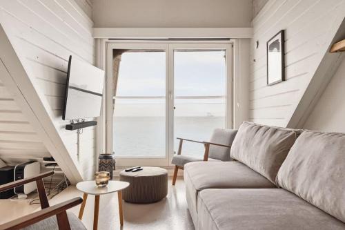 Dinbnb Apartments l Historical Seaside Apt I 500m To Bryggen - Value!
