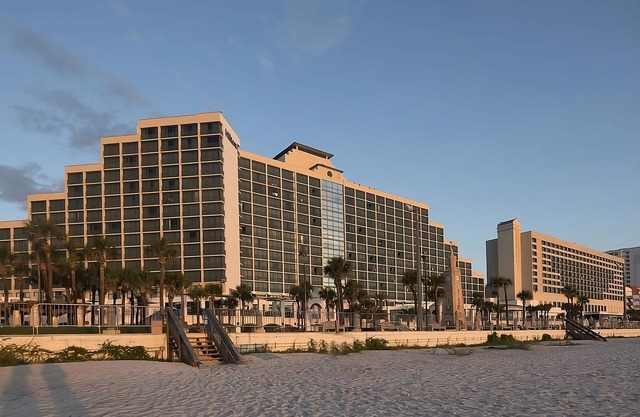 Direct Beach Access! City View Unit, Two Pools!