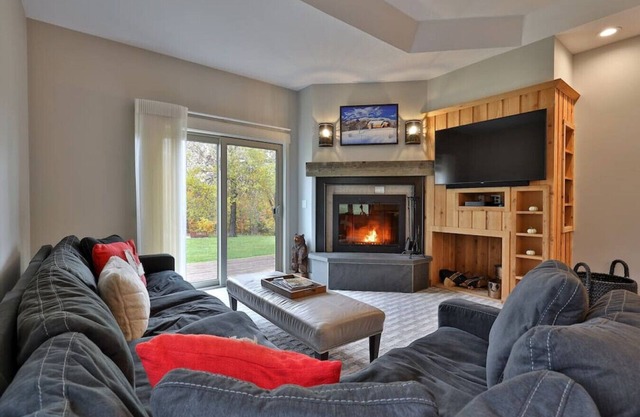 Direct Ski Access from this Peaceful Ski condo at Solitude Okemo