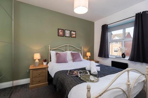 *Discounts/Contractors/WIFI/Free Parking/Smart TV