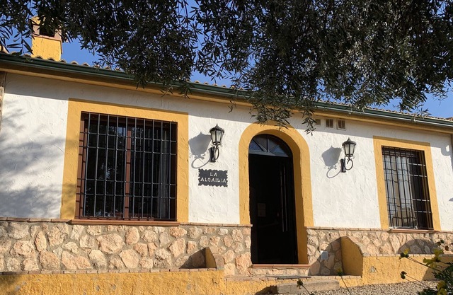 Discover the real Spain - Casa Rural Alcaidia