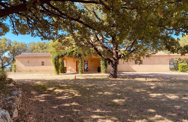 Discover the upper VAR with family or friends from a beautiful contryside villa.