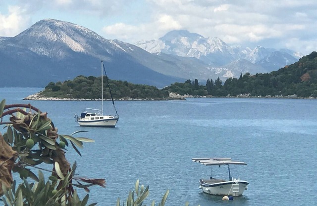 🌴 Discover Your Oasis in Blace, Croatia - 2-bed Flat by the Serene Beach! 🌴