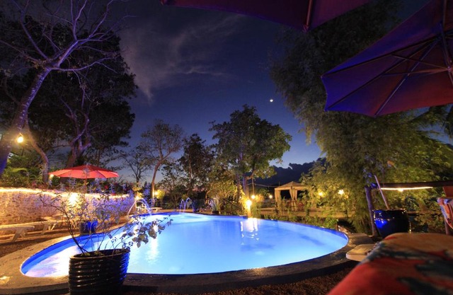 Discovery Island Resort