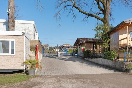 Dkamping Village