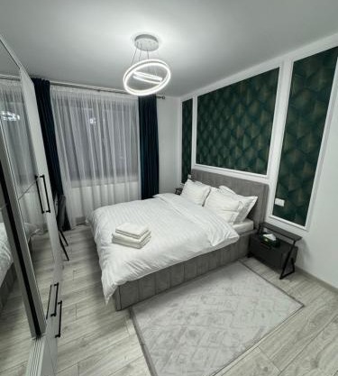 DMluxury