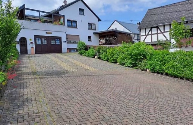 Do-Meyer-Fewo 2 - Barrier-free, pet-friendly apartment in Lieg